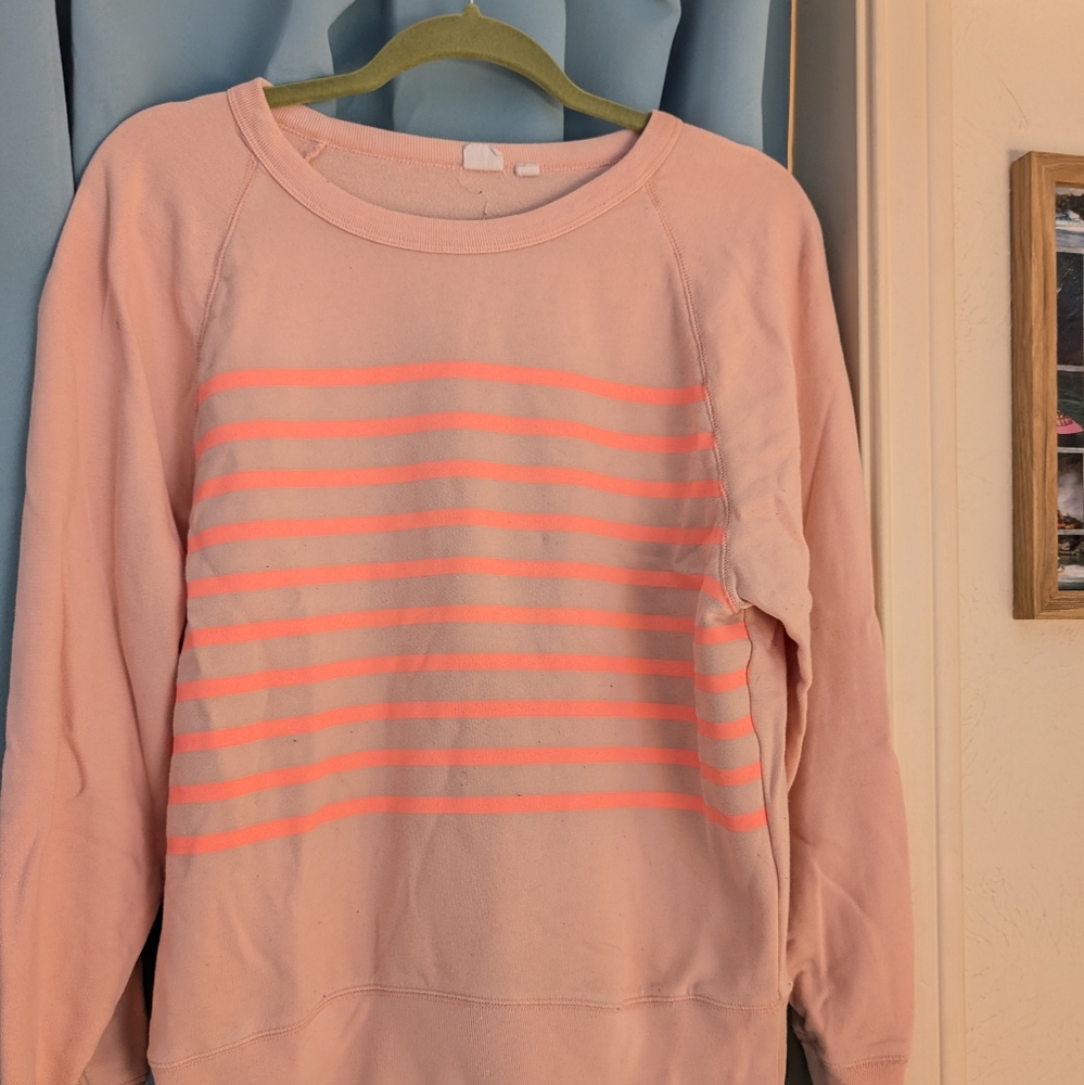 GAP Sweatshirt